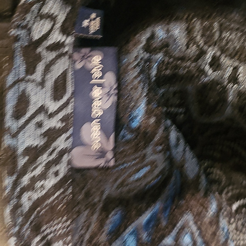 Elegant SUSAN GRAVER Blue and Black Paisley Women's Jacket...SIZE XL..excellent - Picture 3 of 5